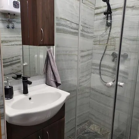 Privat Szallashelyek בית הארחה