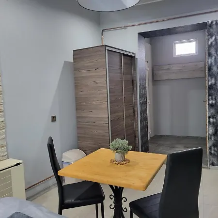 בית הארחה Privat Szallashelyek באיה